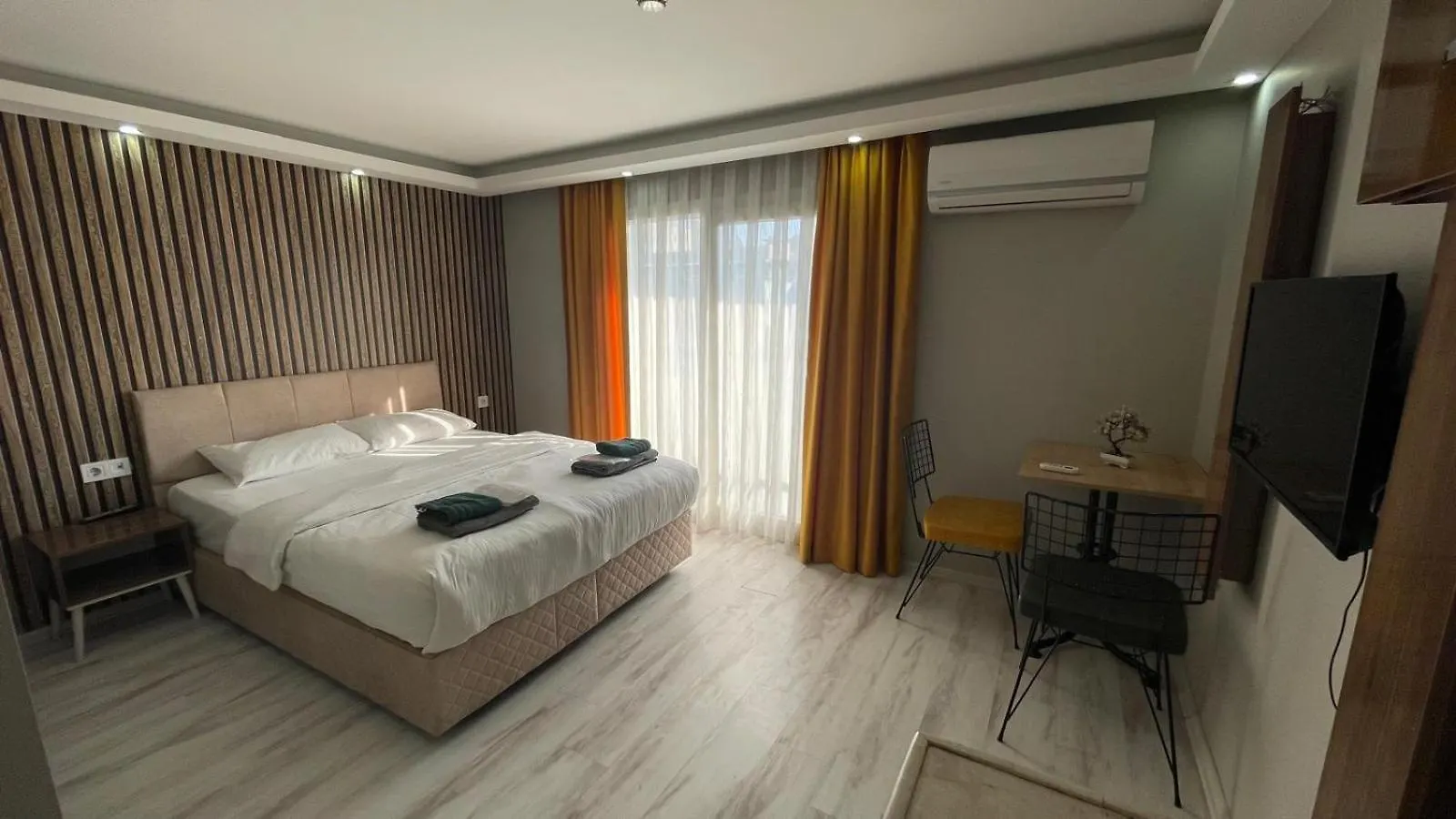 Vero Hotel Smirne 0*,